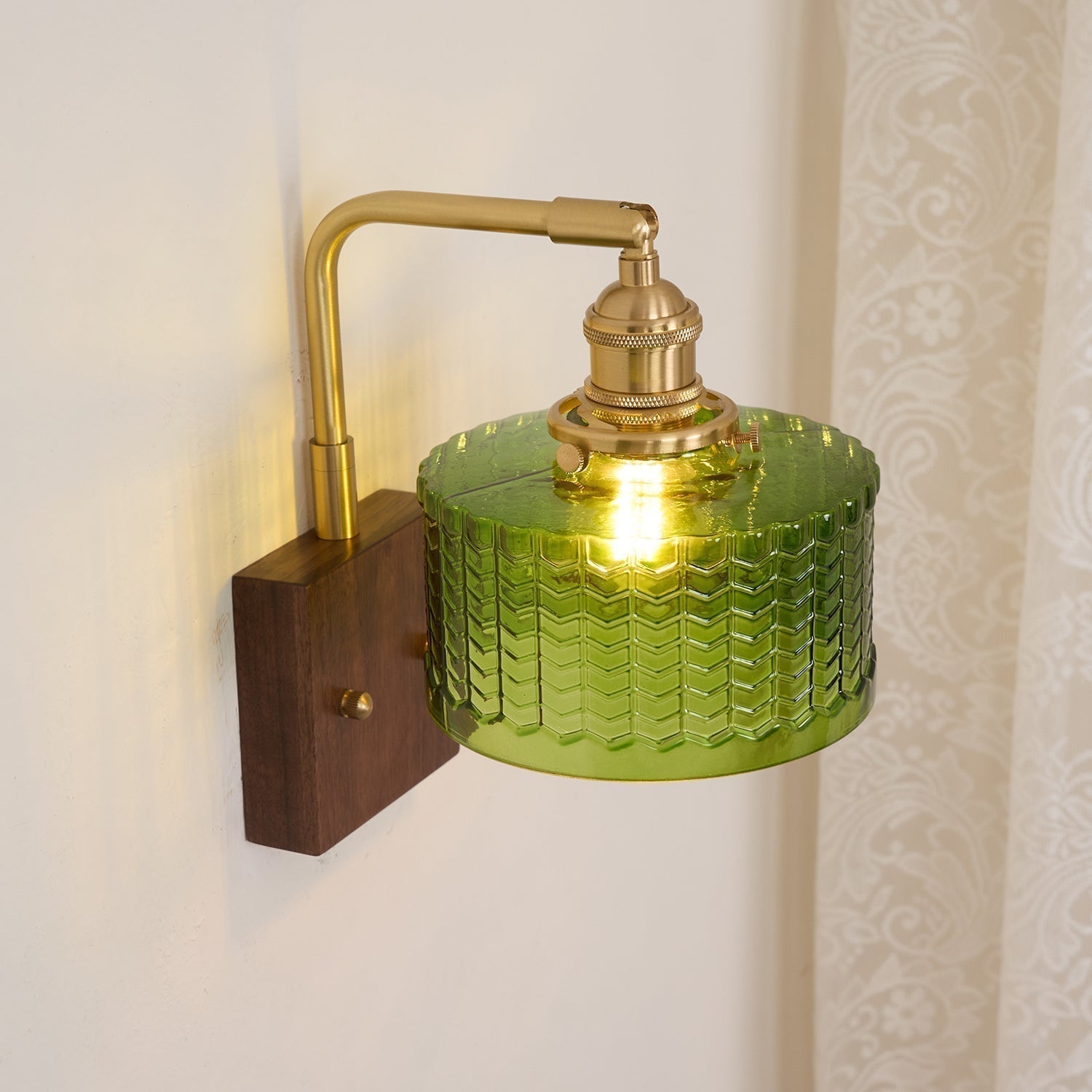 Applique Murale en Verre Artisanal avec Base en Bois – Lampe Murale Rustique pour Chambre ou Salon, Éclairage Doux et Apaisant