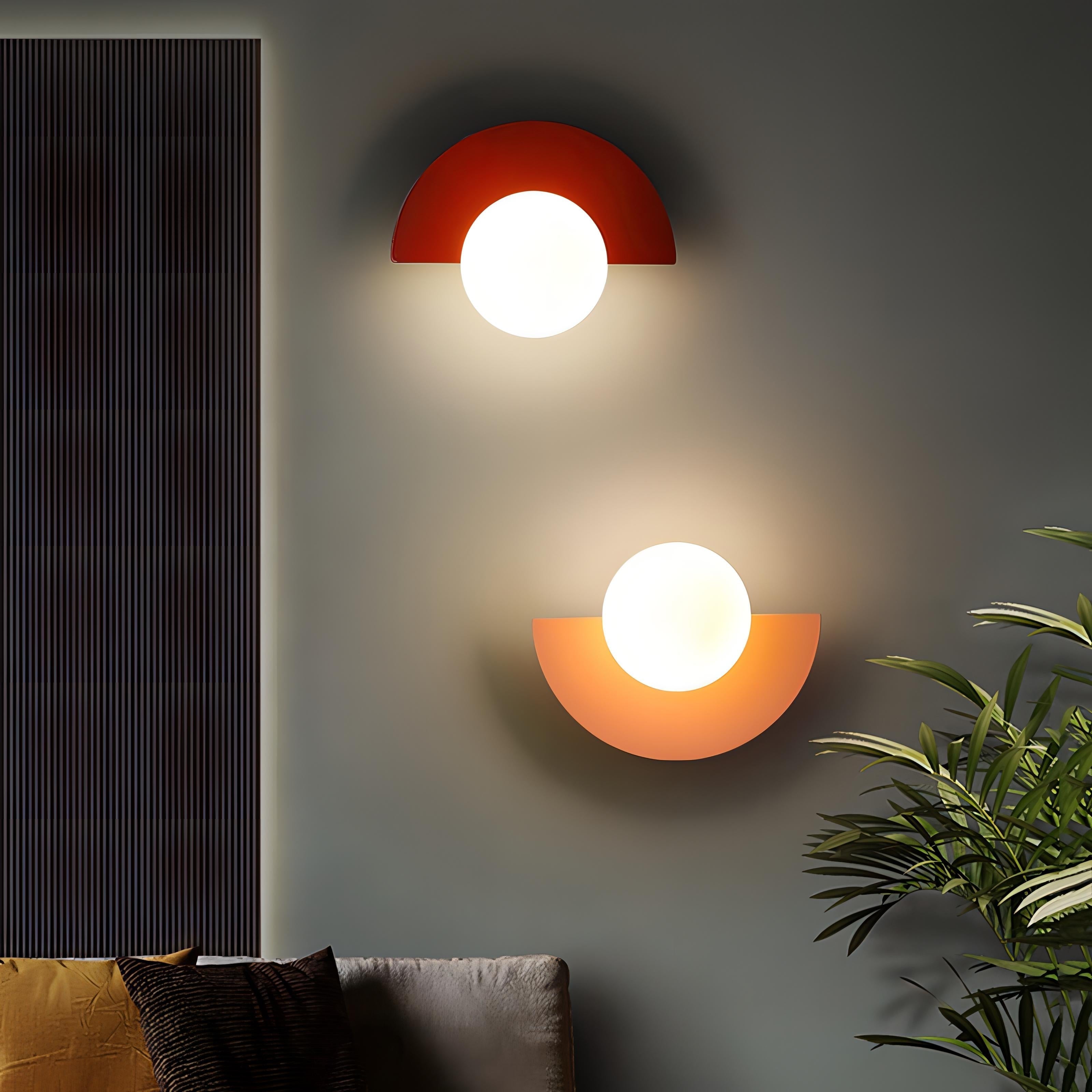 Applique Murale Design Scandinave Arrondie en Métal – Éclairage Minimaliste pour Salon et Intérieur Moderne